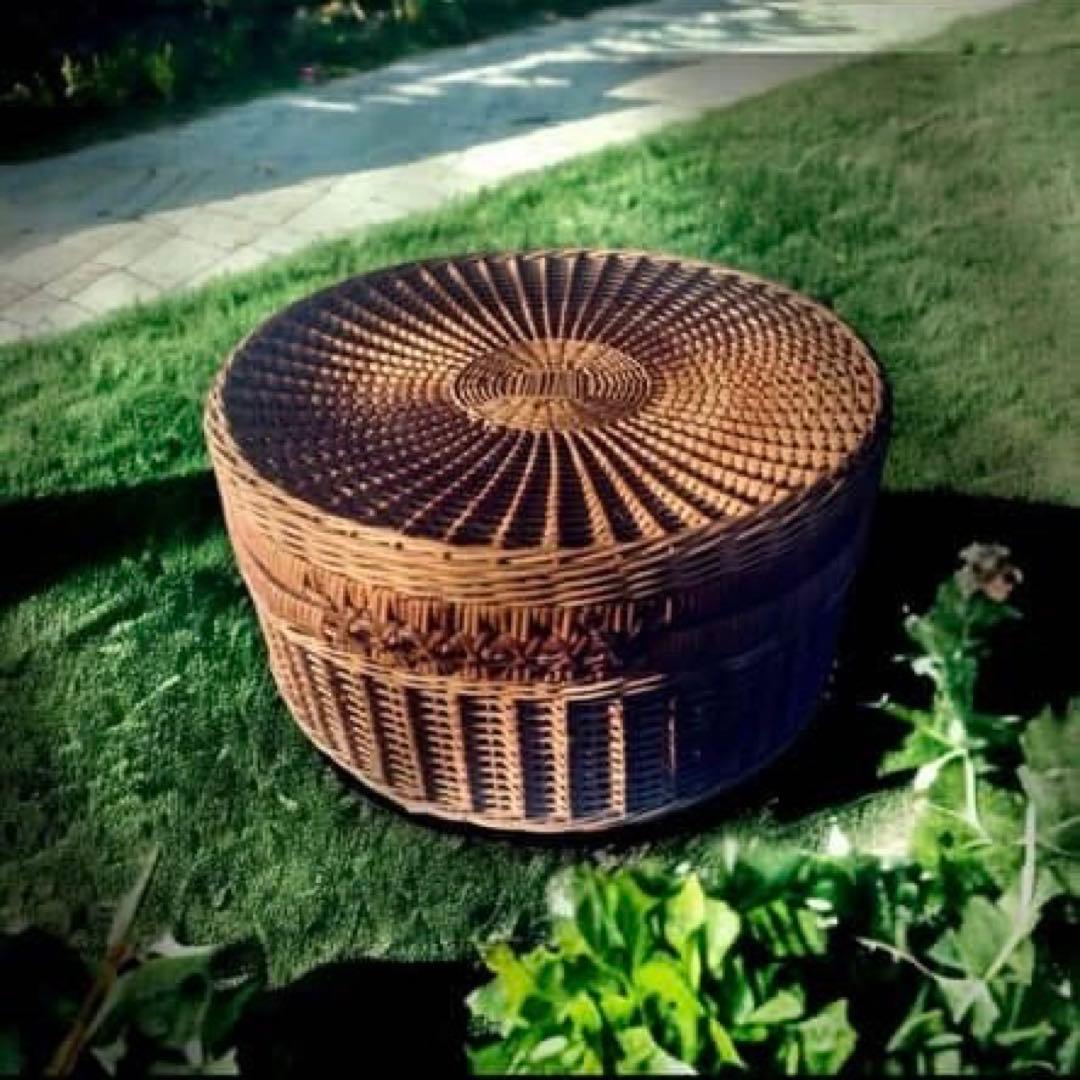 ビンテージ　丸い大型　藤製バスケット ラタンバック インダストリアル　ピクニック