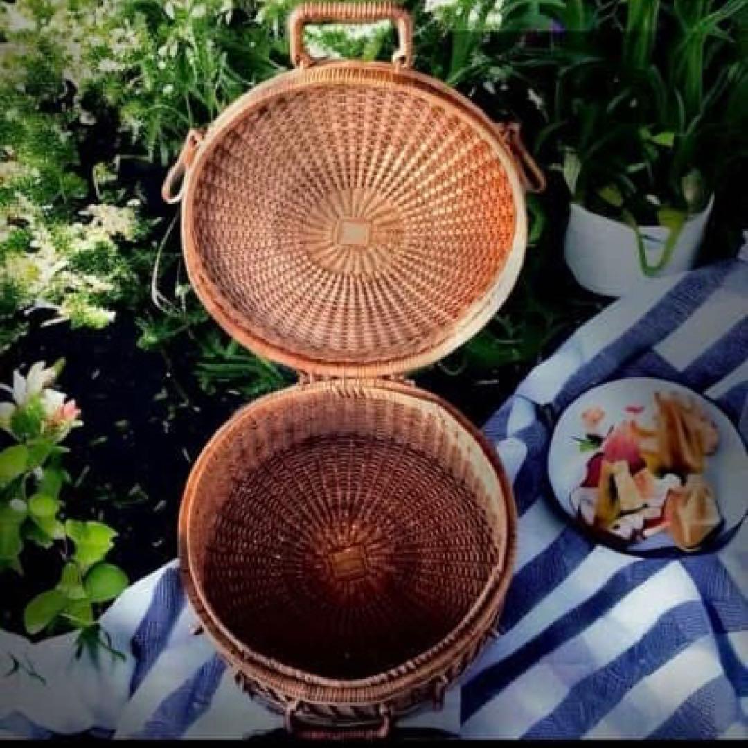 ビンテージ　丸い大型　藤製バスケット ラタンバック インダストリアル　ピクニック