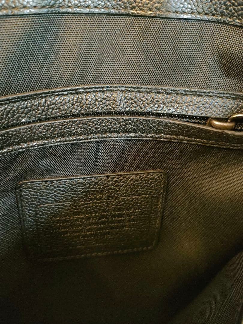 【美品】 COACH（コーチ）ショルダーバッグ黒 キーホルダー付