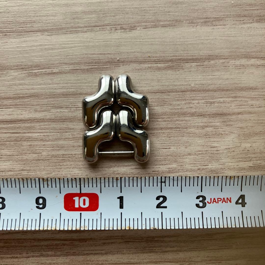 タグホイヤー時計くさり3cm x 3cm