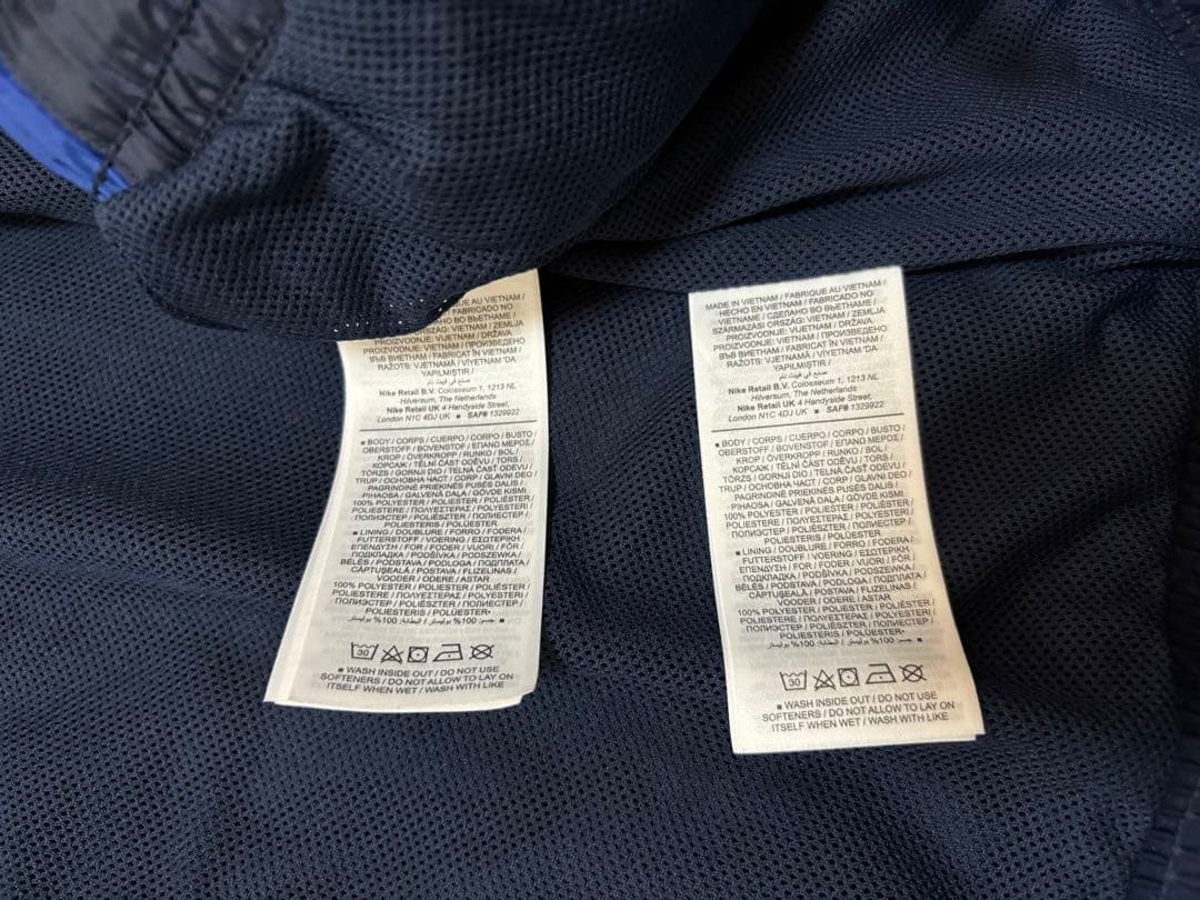 チェルシー　ナイキ　ナイロンジャケット　上下