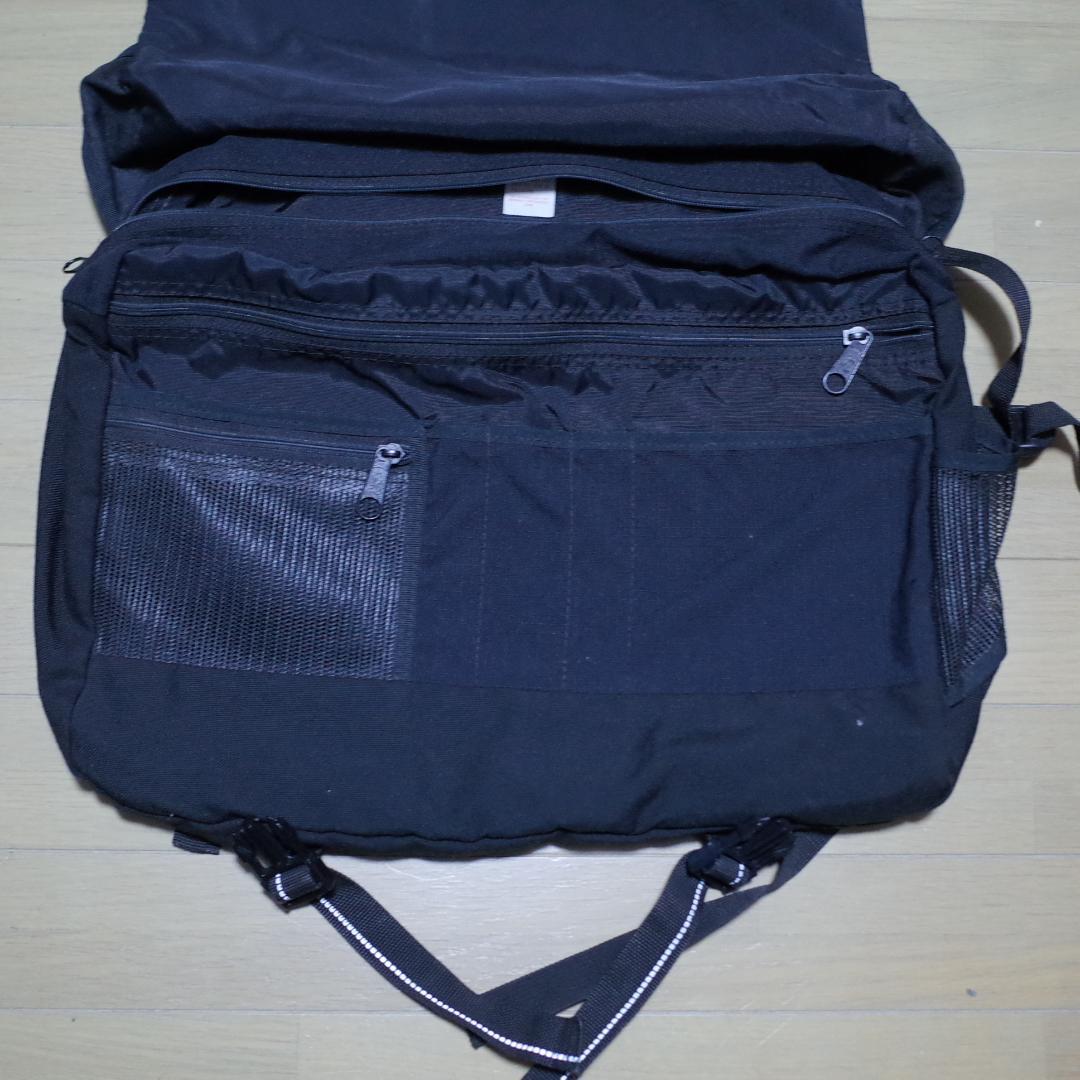 JANSPORT メッセンジャーバッグ ブラック