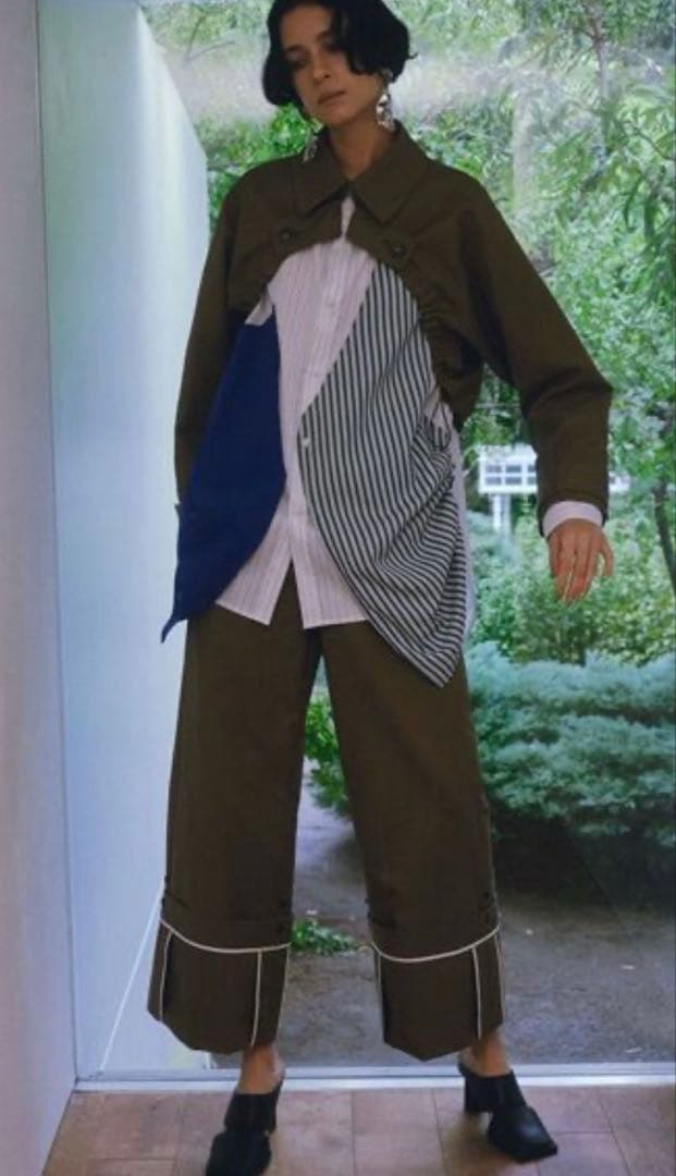 UN3D. トレンチショートブルゾン　セットアップ