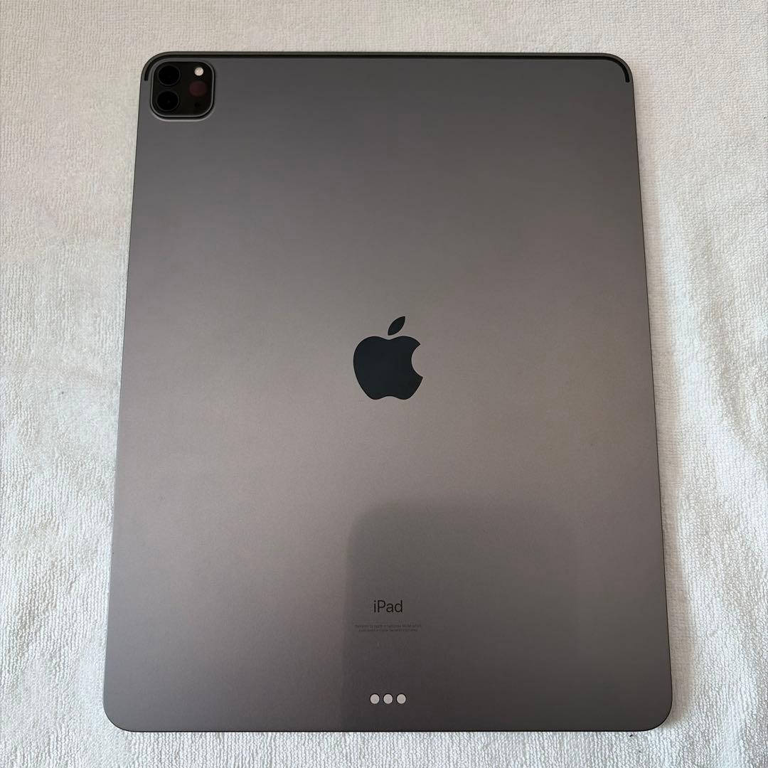 B*n様 極美品 iPad pro 12.9 第5世代 512GBスペースグレー