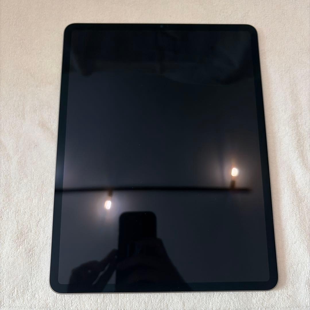 B*n様 極美品 iPad pro 12.9 第5世代 512GBスペースグレー