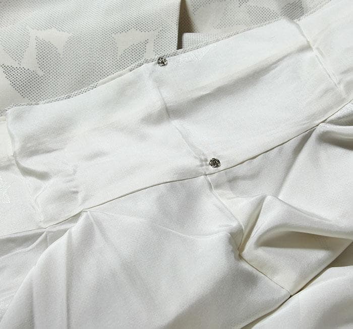 6943■　本場白大島紬　八つ手文　カタス式　経緯絣　美品