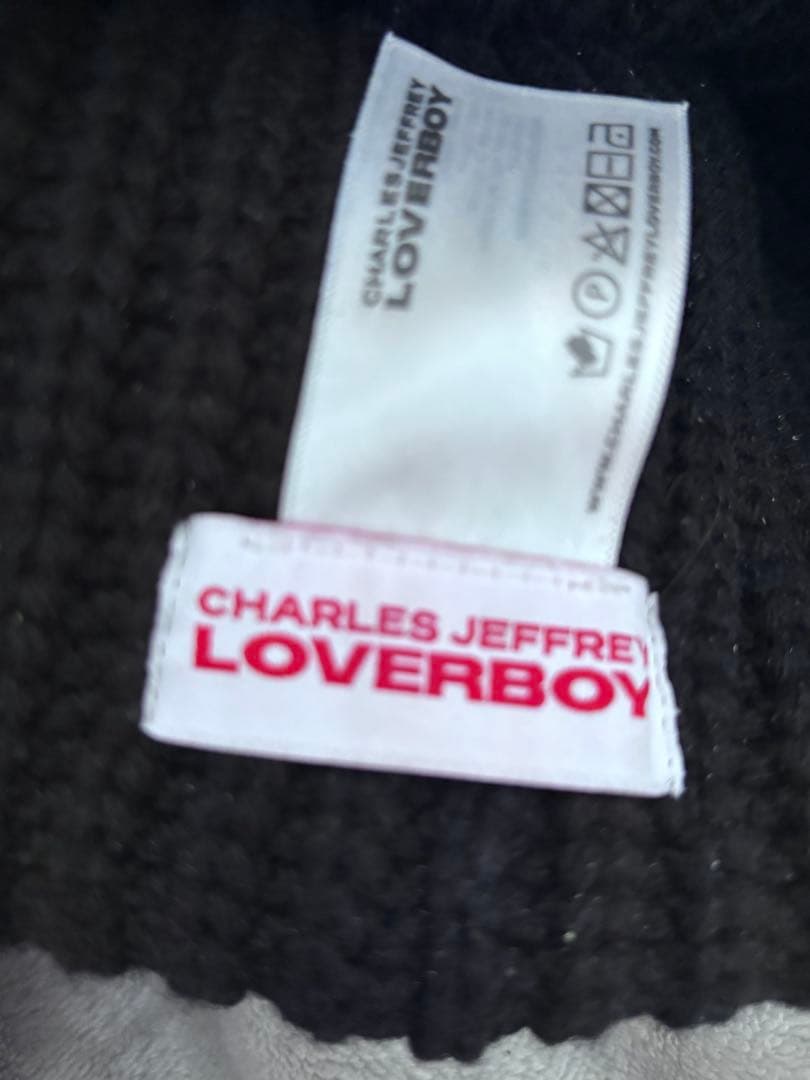 帽子 SUPERSIZED CHUNKY EARS BEANIE