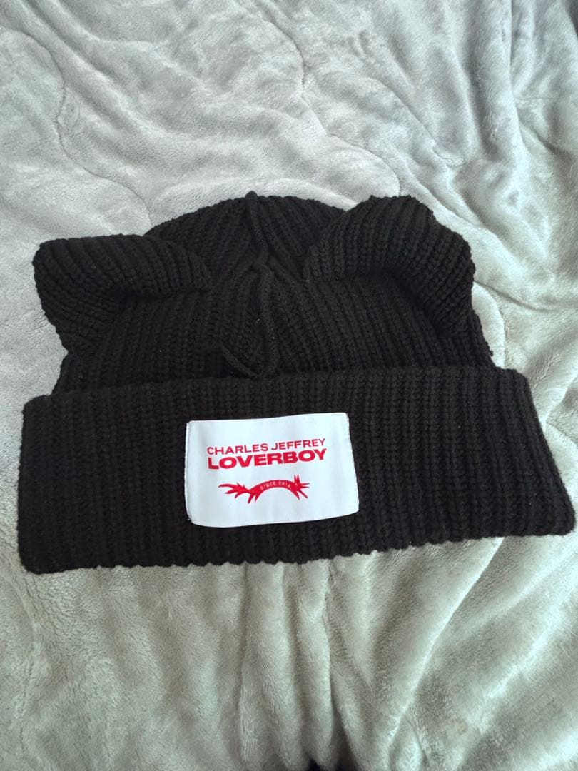 帽子 SUPERSIZED CHUNKY EARS BEANIE