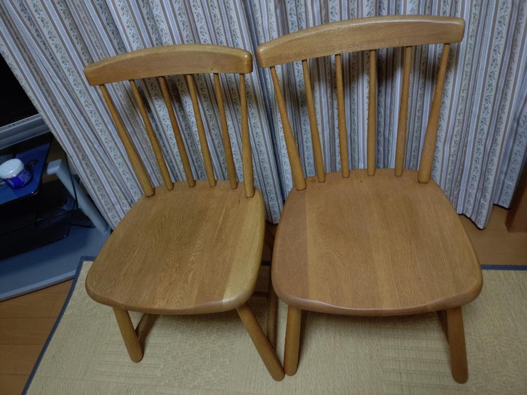 木製ダイニングチェア スピンドルバック
