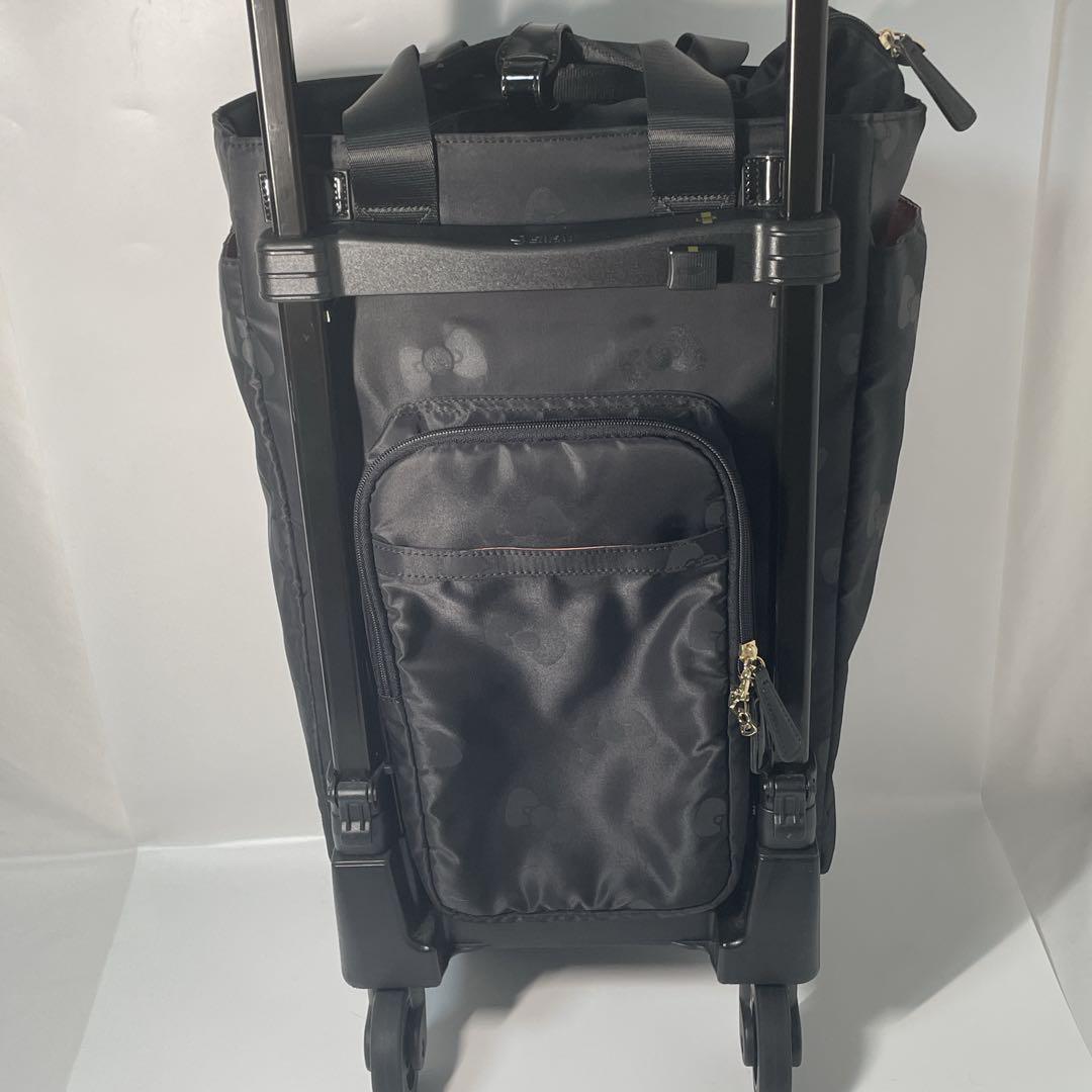 【美品】スワニー×ハローキティ　コラボ　キャリーバッグ