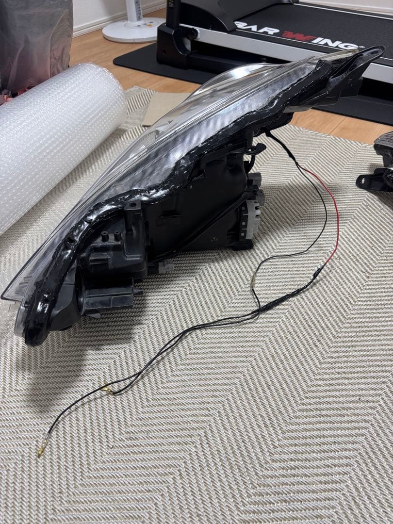 プリウスα US風　純正加工ヘッドライト LED