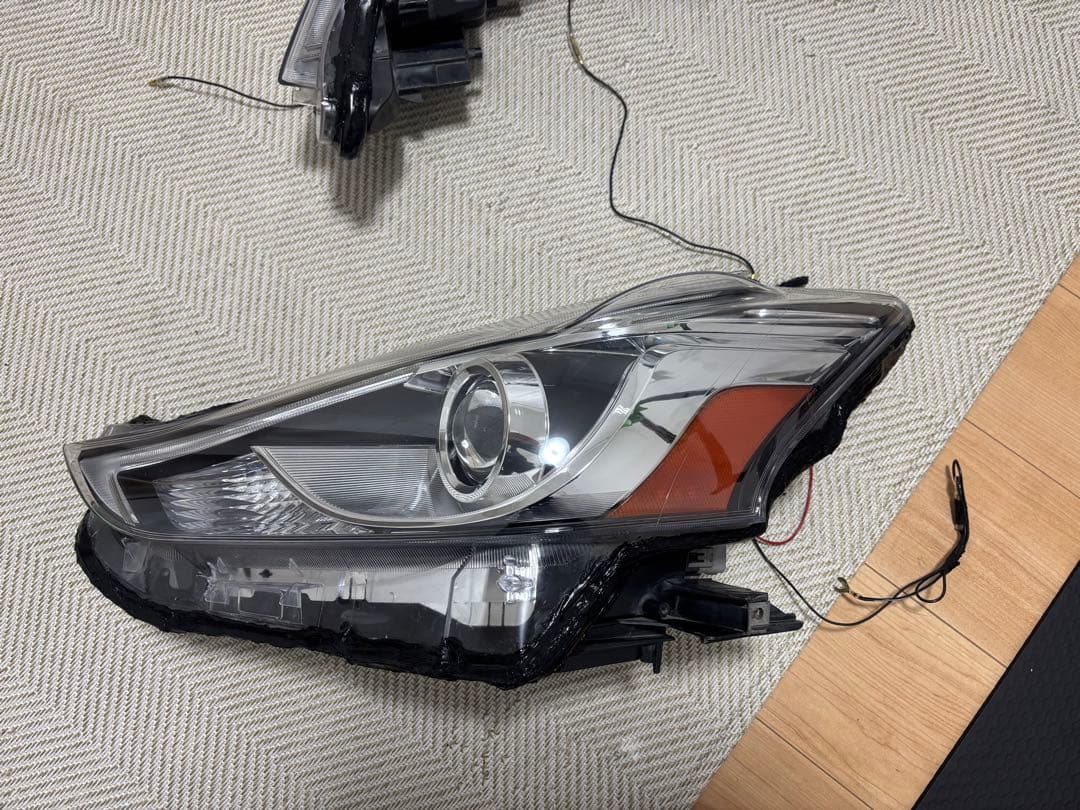 プリウスα US風　純正加工ヘッドライト LED