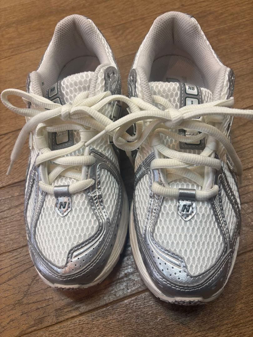 【美品】New Balance M1906REE 24cm