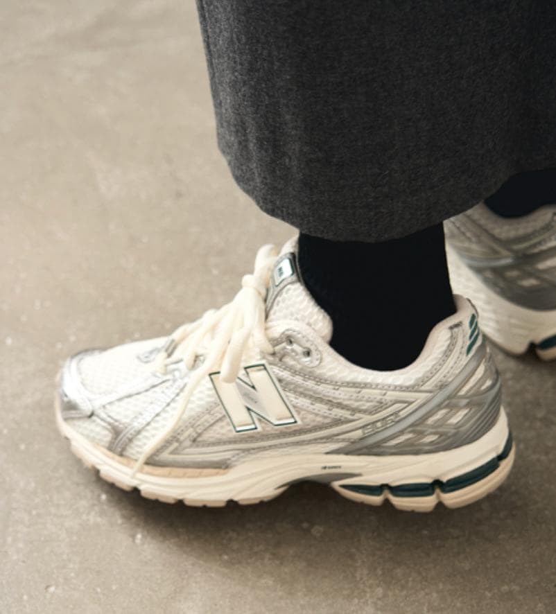 【美品】New Balance M1906REE 24cm