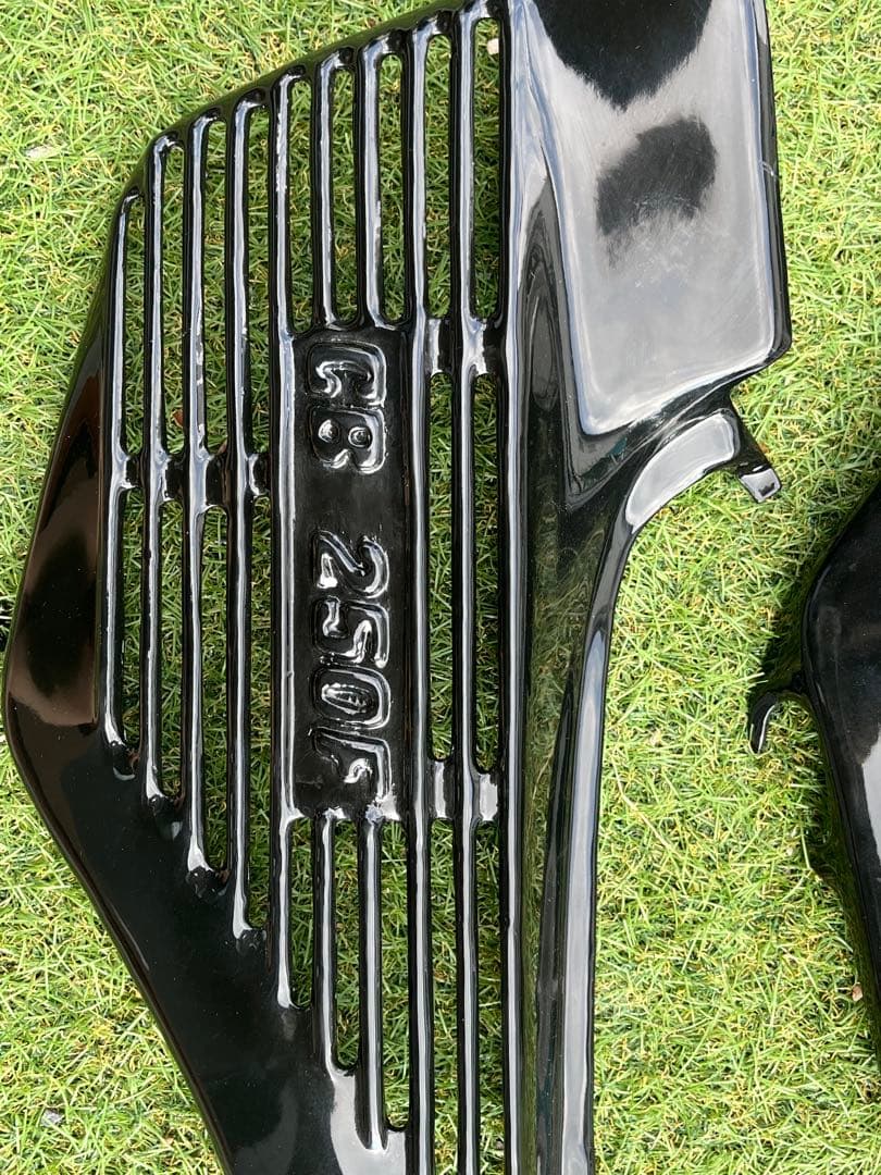 ジェイド250 サイドカバー ビートテール