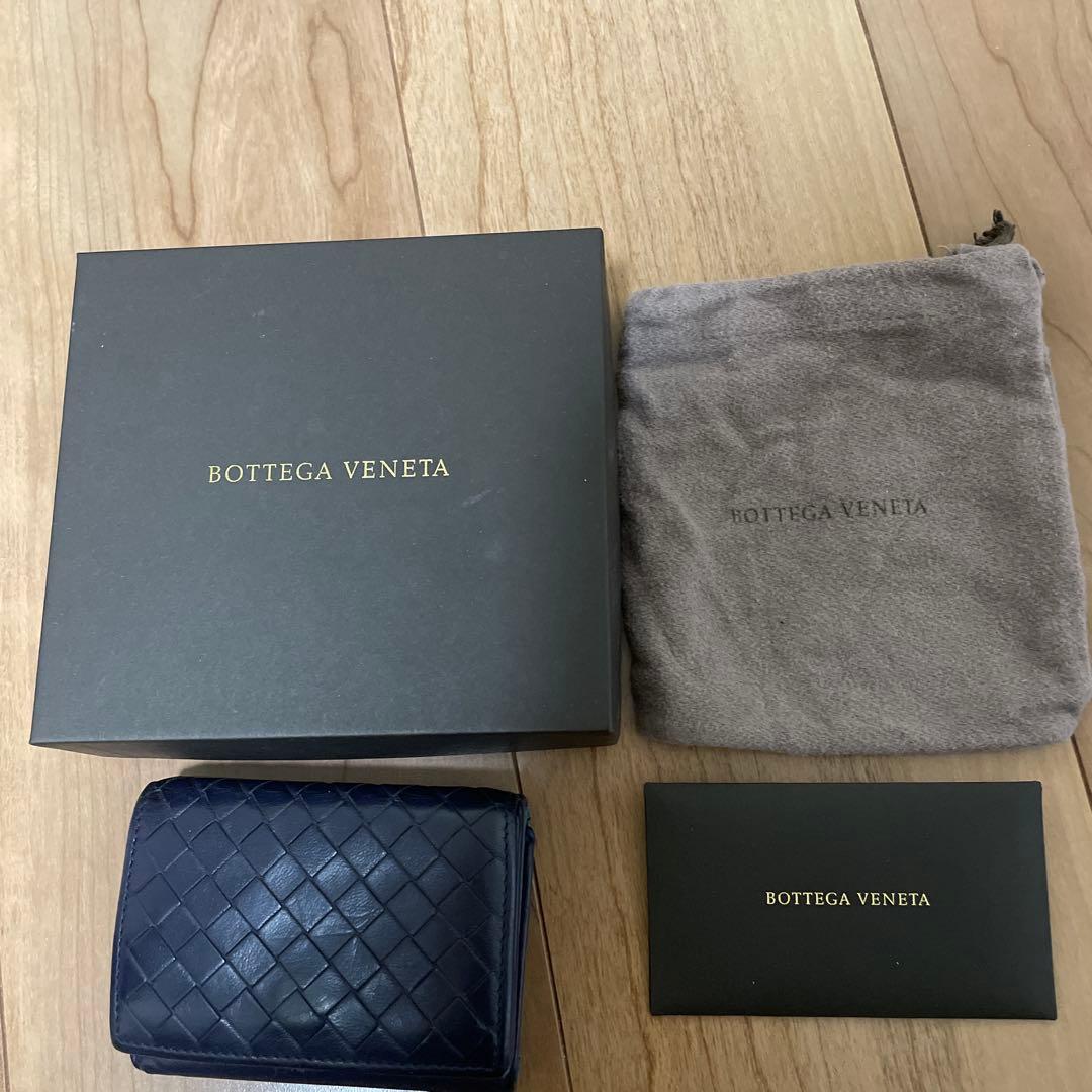 ボッテガヴェネタ　三つ折り財布