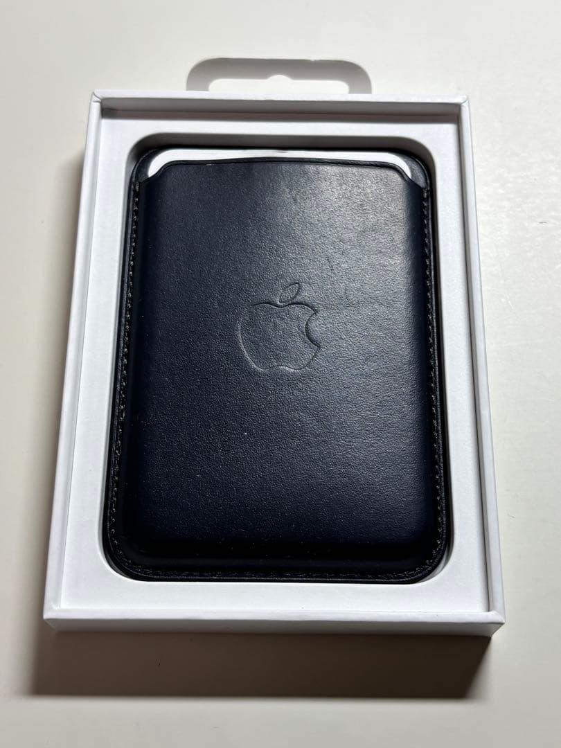 【美品】純正 MagSafe対応 iPhone レザーウォレット・ミッドナイトB