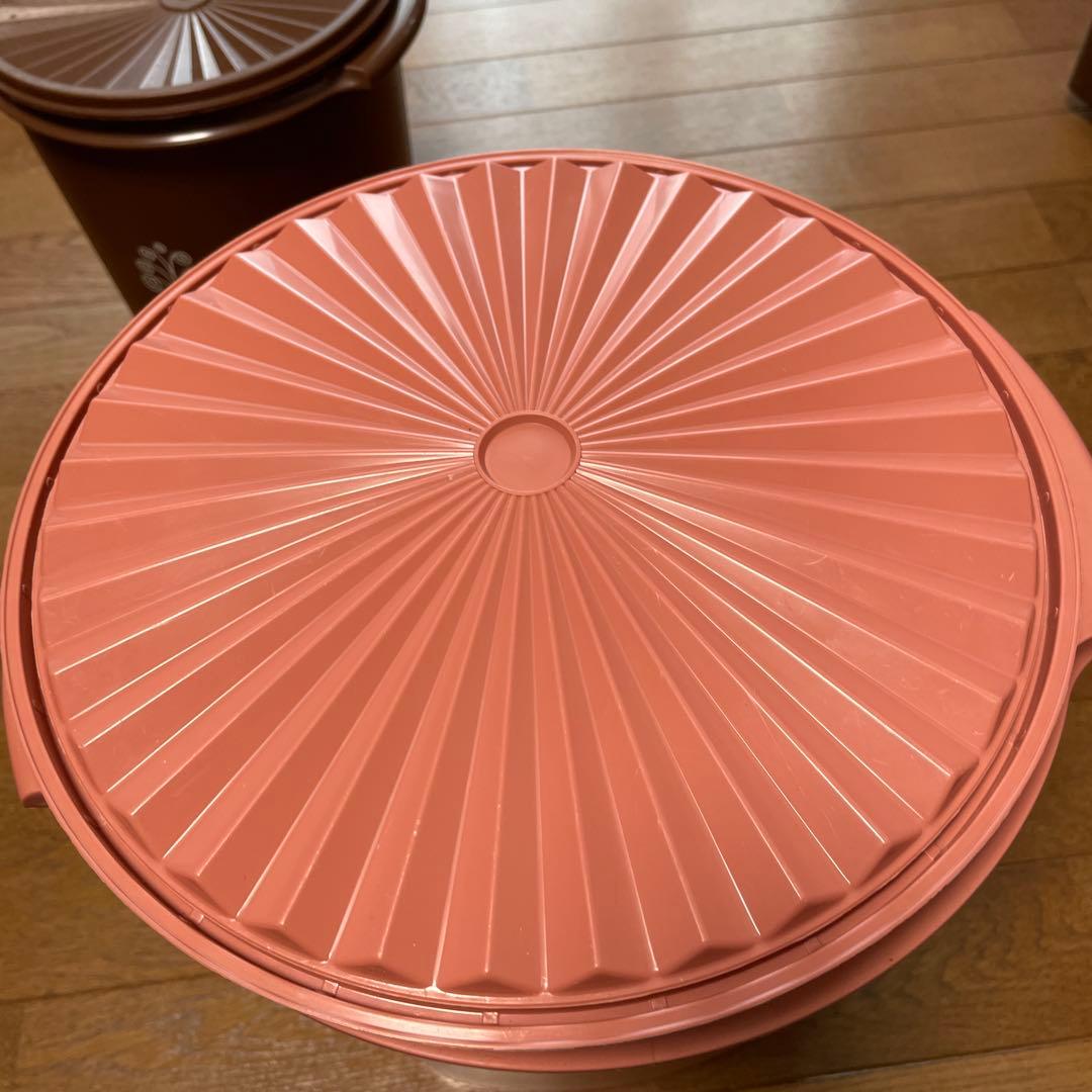 な*マ様 保存容器セット タッパーウェア ブラウン ピンク 2個