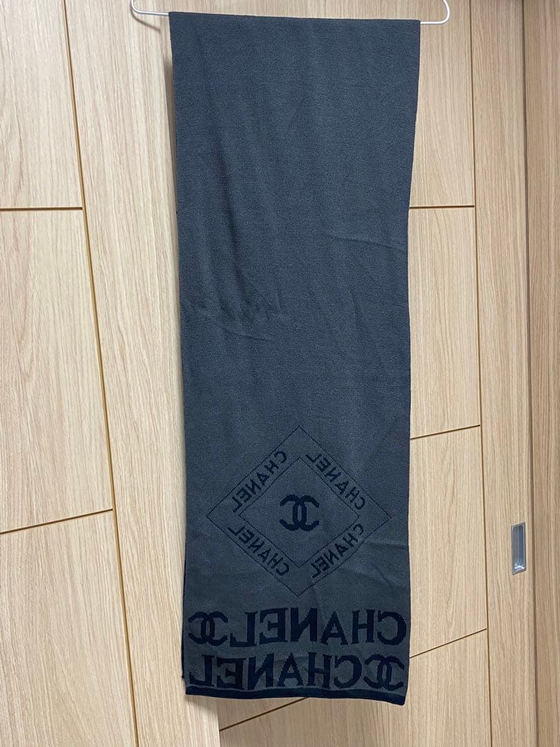 CHANEL 　ノベルティ　ロゴ入りマフラー