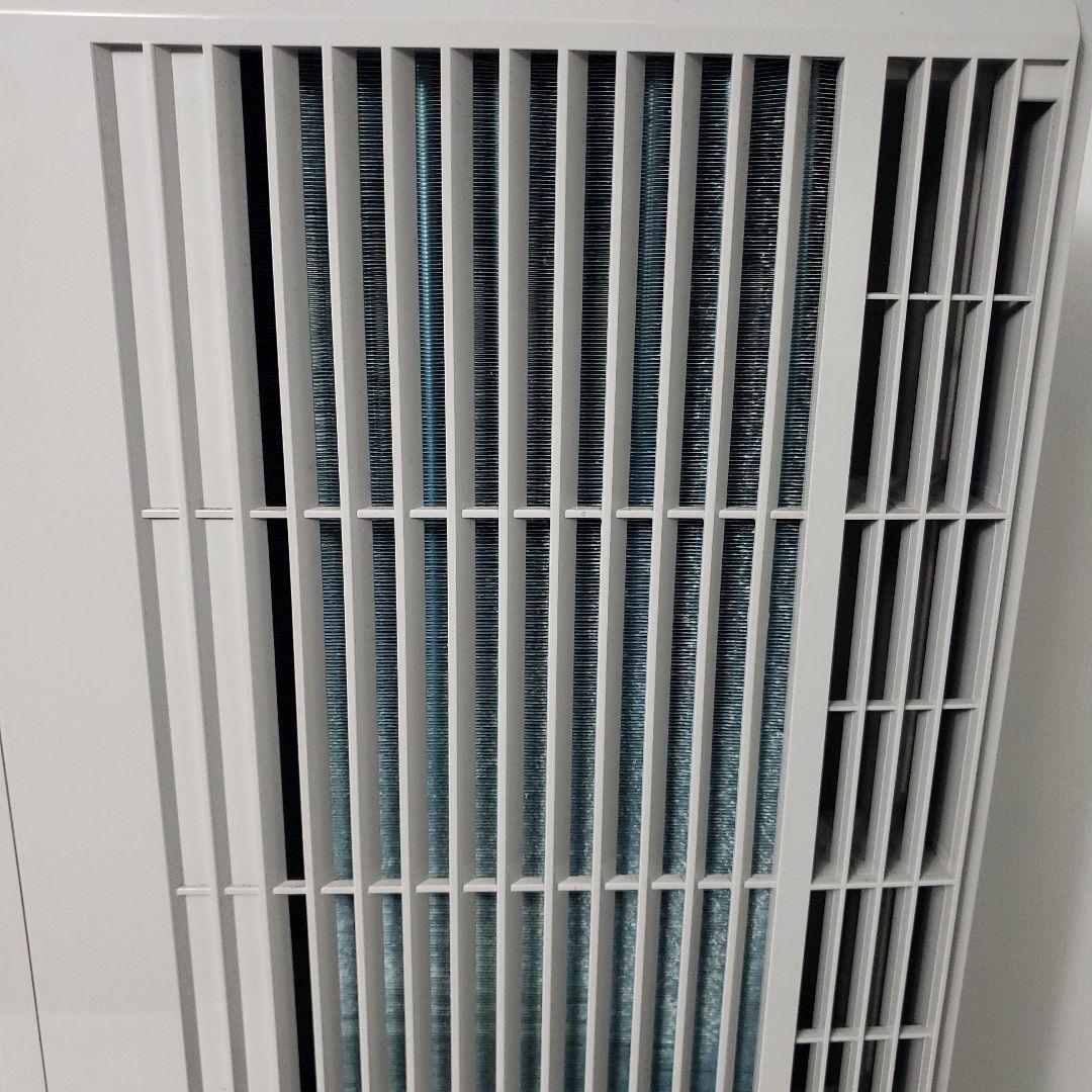 【数日セール】コロナ　1.8kwハイパワー　ウインドエアコン　シルバー