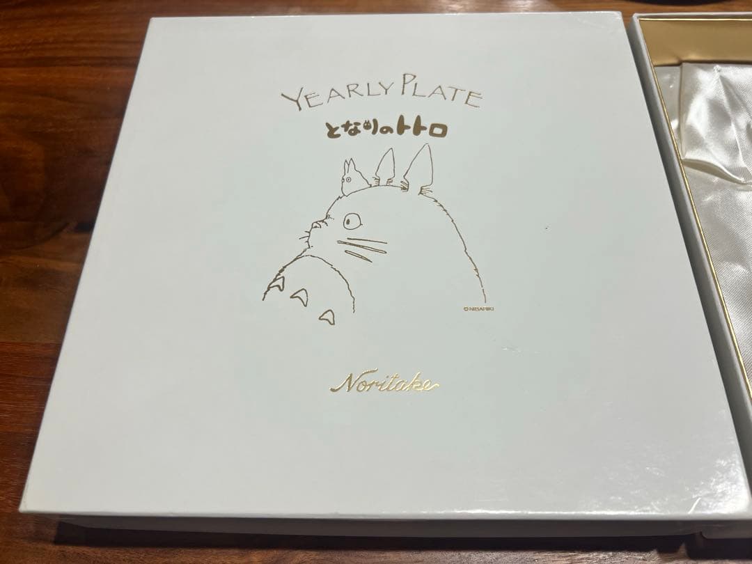 スタジオジブリ　トトロ　イヤープレート1998年　美品　希少