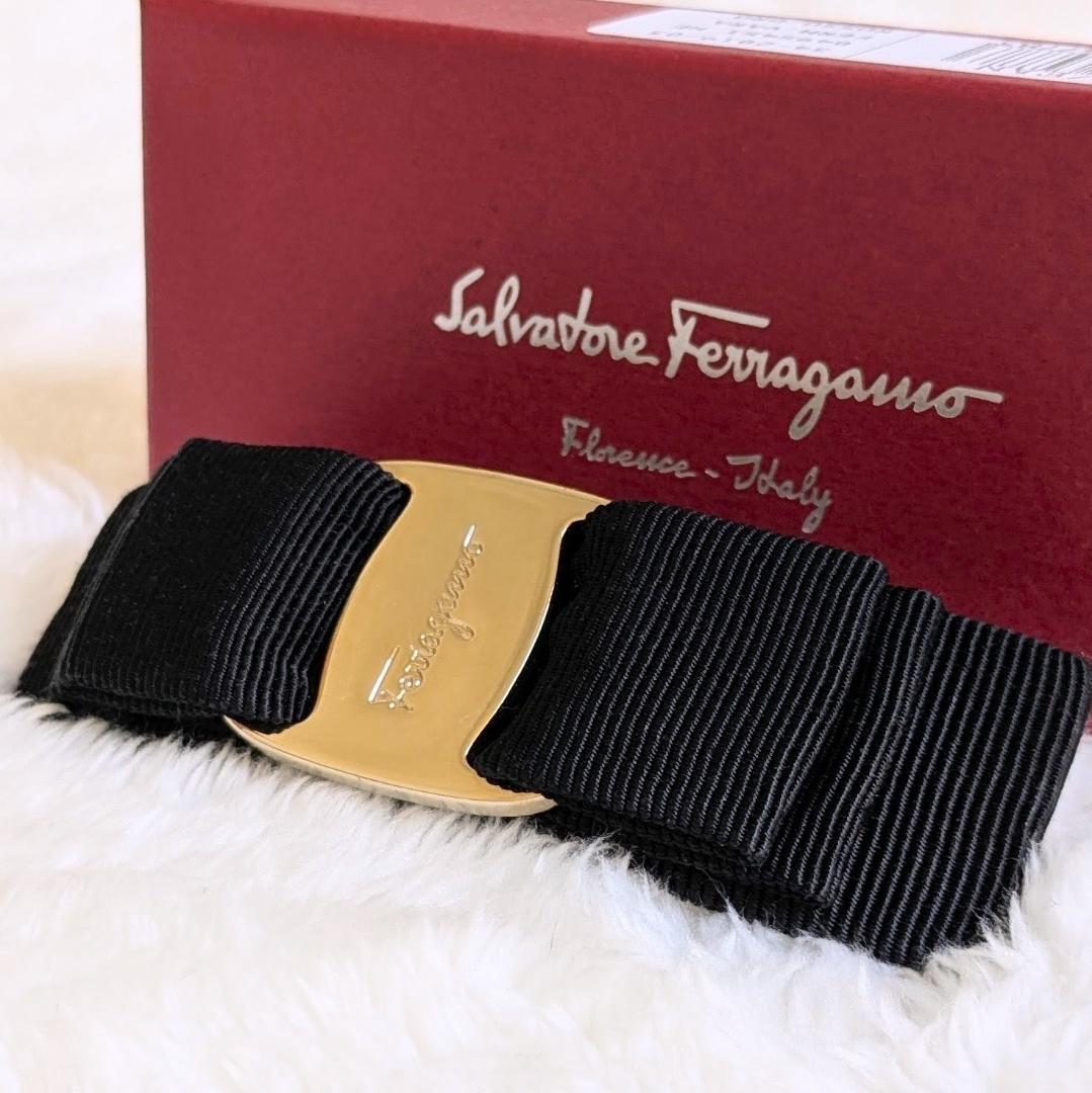 極美品✨Salvatore Ferragamo バレッタ ブラック ゴールド