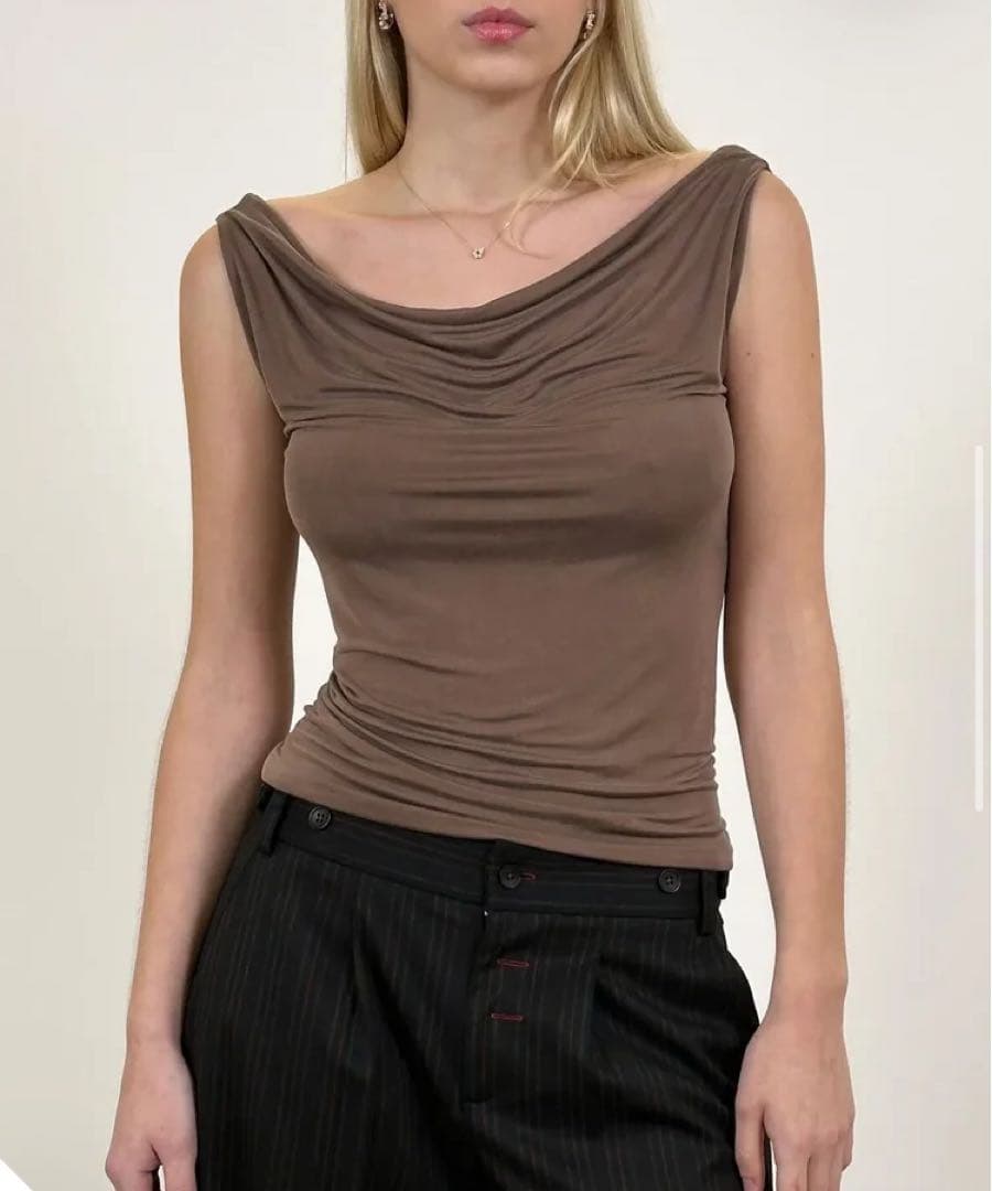 新品　Peachy den オフショル　タンクトップ　The Kylie Top