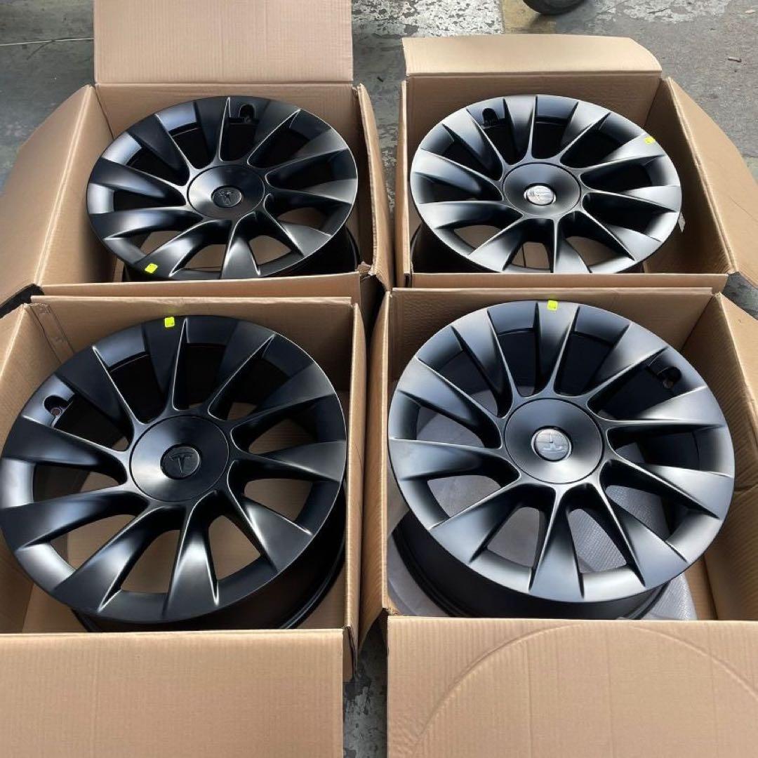 テスラモデルY 20インチ純正ホイール4本セット(タイヤtpms付)