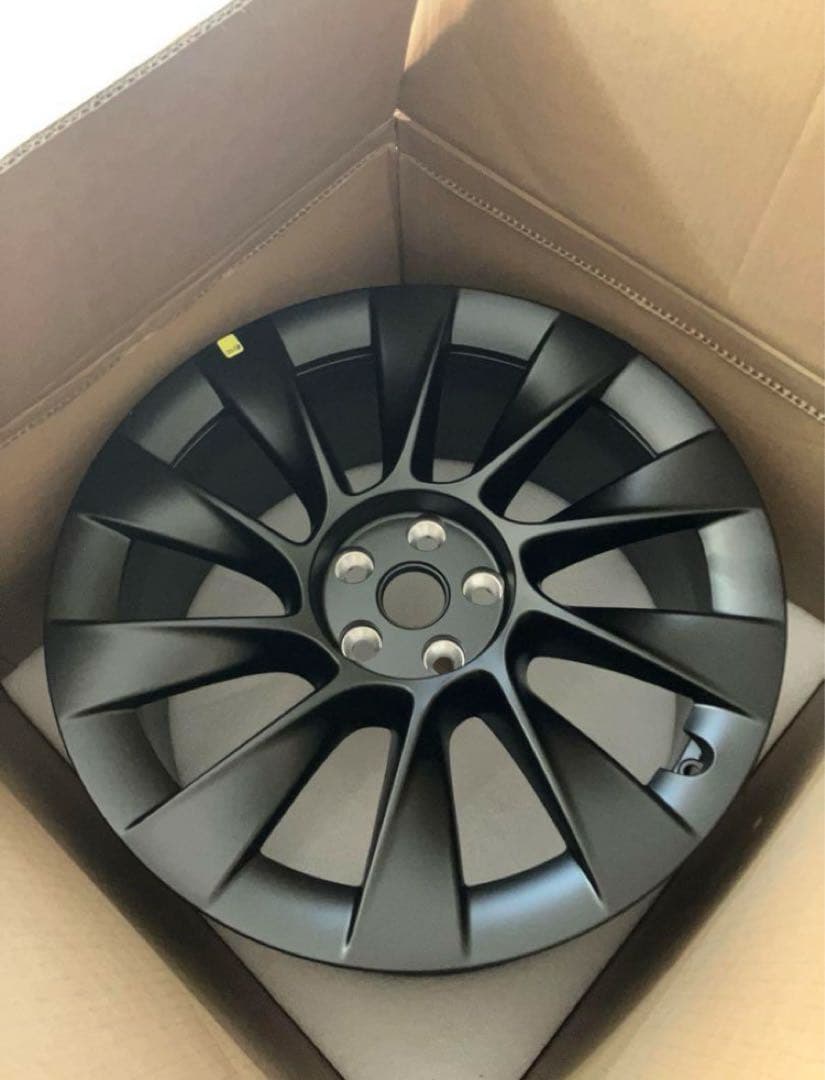 テスラモデルY 20インチ純正ホイール4本セット(タイヤtpms付)