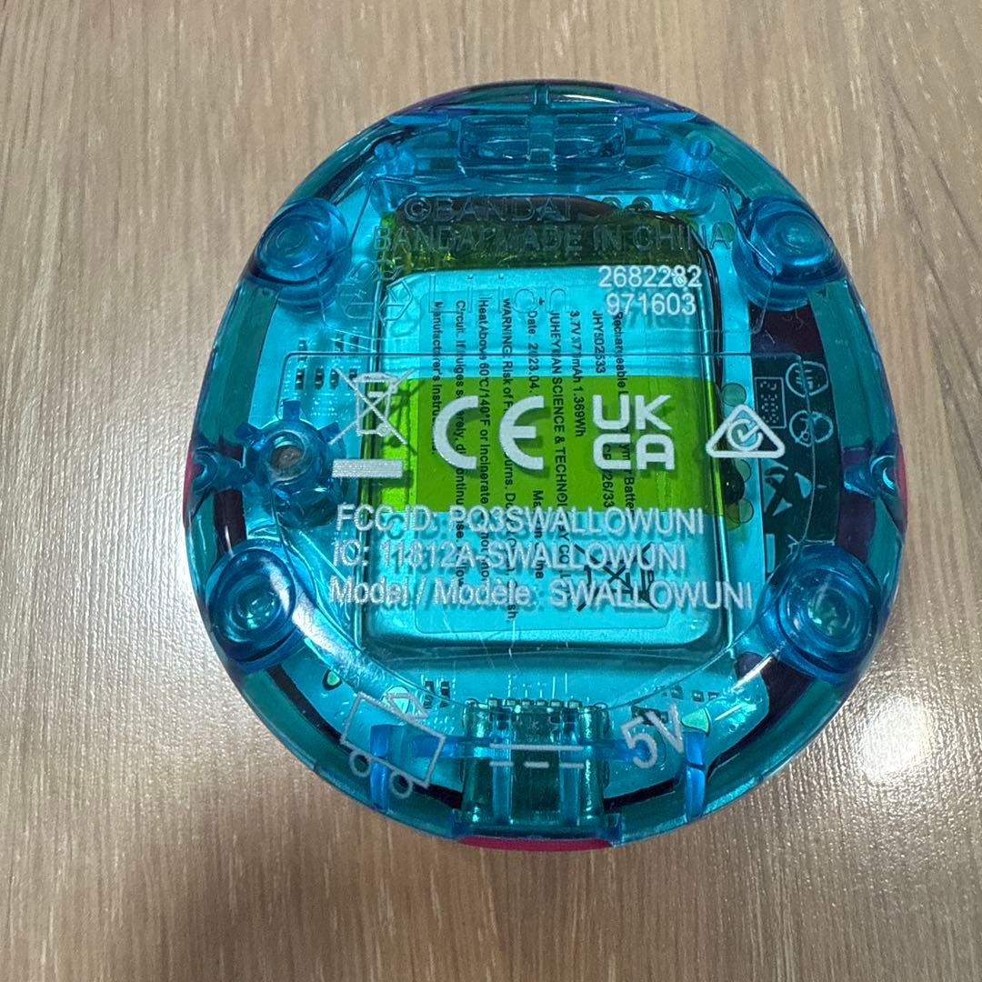 Tamagotchi Uni Pink Wi-Fi対応　たまごっち　ユニ　ピンク