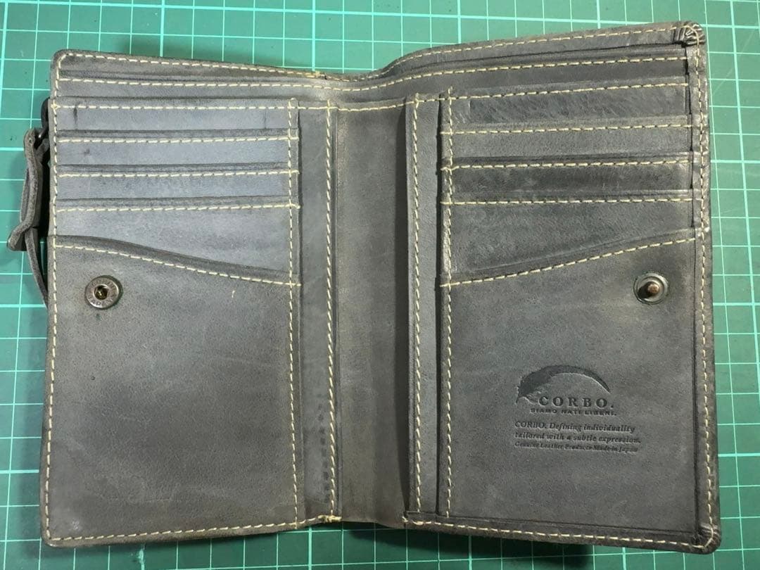 CORBO Curious縦型折財布 L字ファスナーケース付 黒