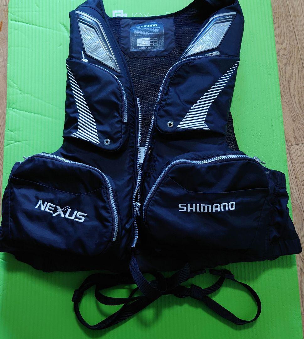 シマノ　NEXUS フィッシングベスト