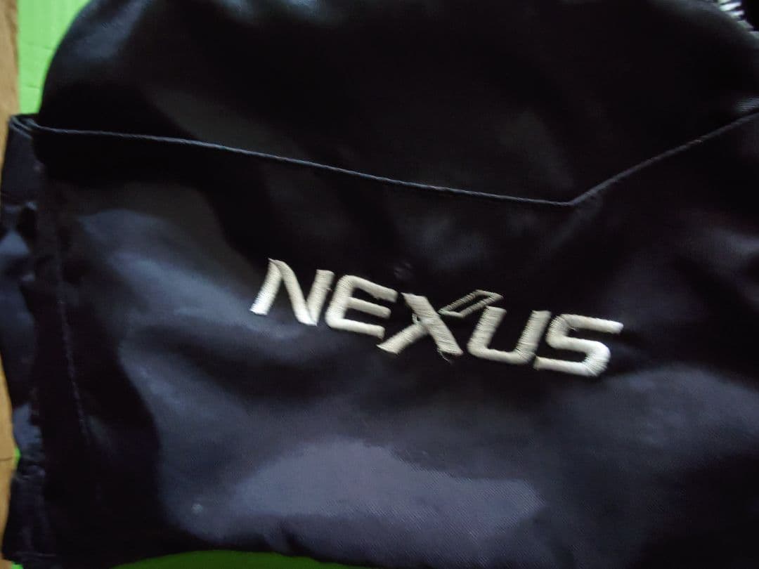 シマノ　NEXUS フィッシングベスト