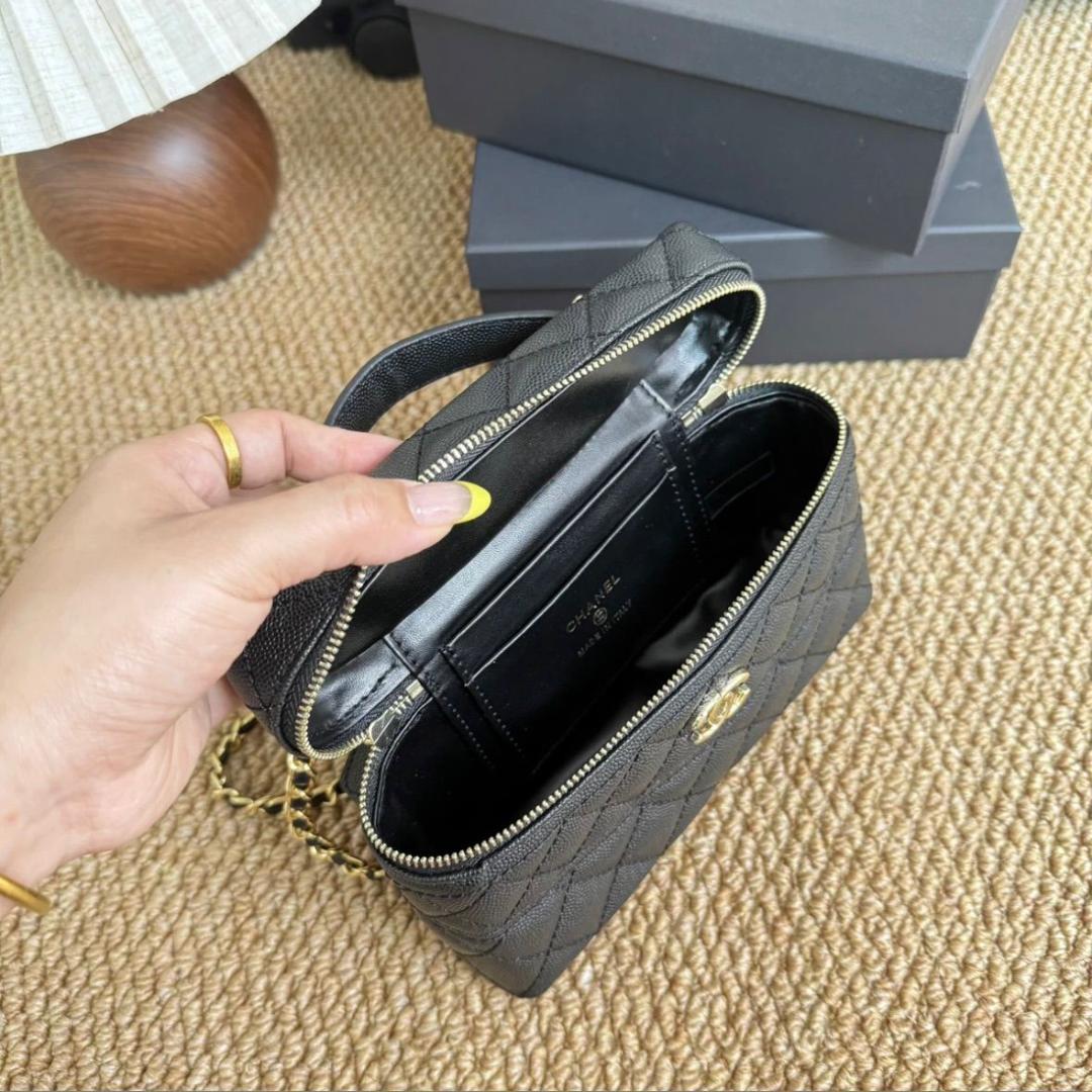 新品・ノベルティ ☆ 非売品 ブラック ショルダーバッグ