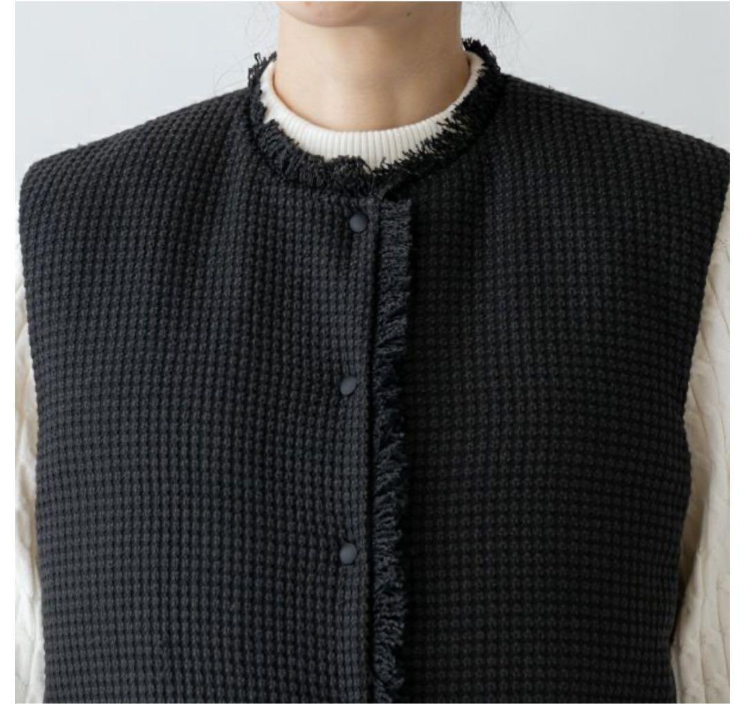 専用です新品　タグ付き【SONO】【ヴィクトリアダウン】ツイーディペプラムベスト