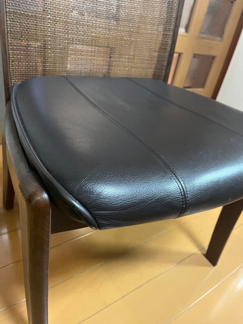 カリモク　ダイニングチェア②