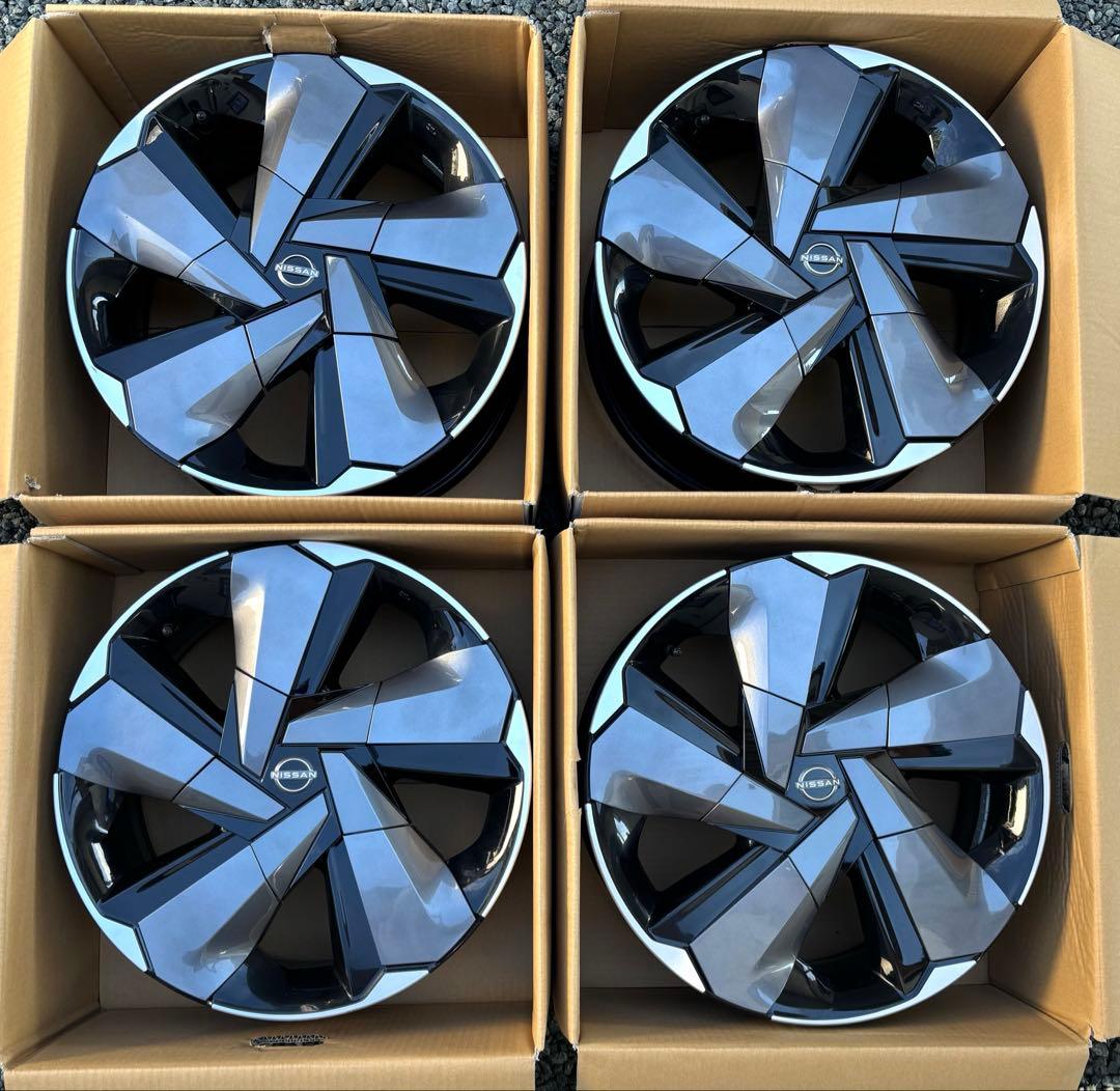 【新車外し品】日産オーラ 純正ホイール（送料込）　関西〜鹿児島まで　離島不可