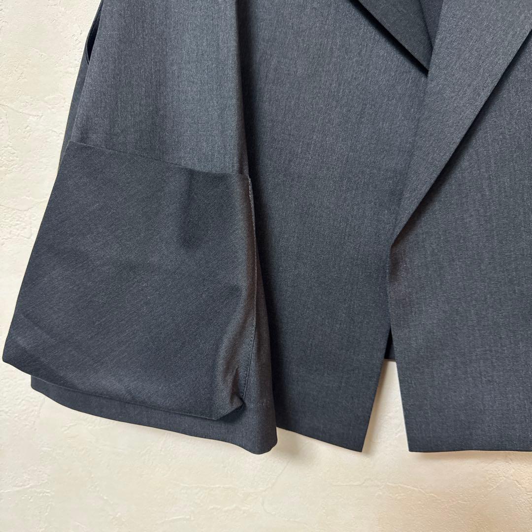 mizuiro ind クルーネックショートベスト　チャコールグレー92番色