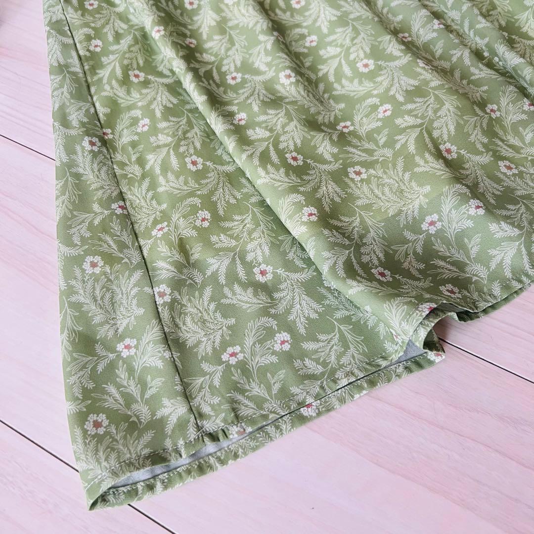 タグ付き　ローラアシュレイ　長袖ワンピース　ボウタイ　ベルト　花柄　総柄　42