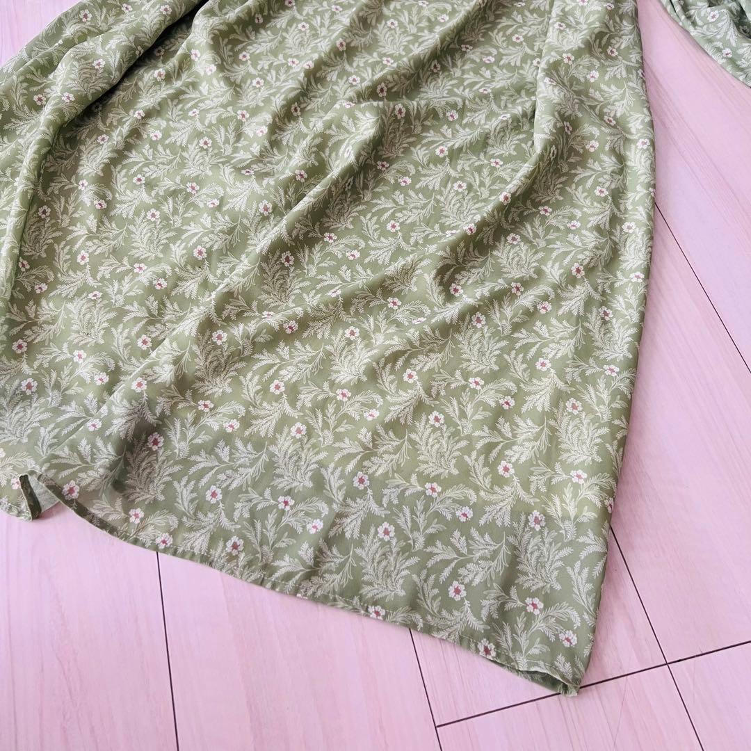 タグ付き　ローラアシュレイ　長袖ワンピース　ボウタイ　ベルト　花柄　総柄　42