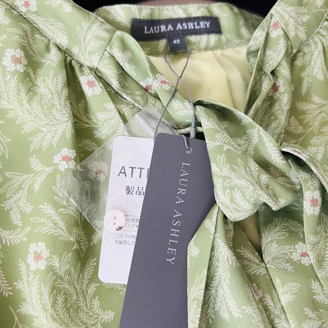 タグ付き　ローラアシュレイ　長袖ワンピース　ボウタイ　ベルト　花柄　総柄　42