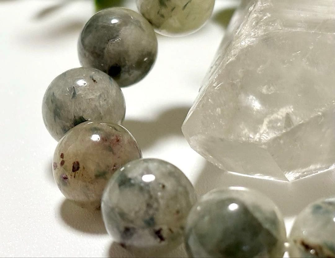 夢幻品質　地球創生の神秘と宇宙の輝きを宿す奇跡の鉱物　グランアースシードライト