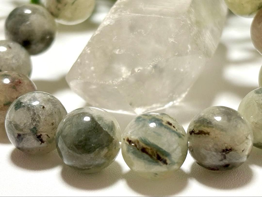 夢幻品質　地球創生の神秘と宇宙の輝きを宿す奇跡の鉱物　グランアースシードライト