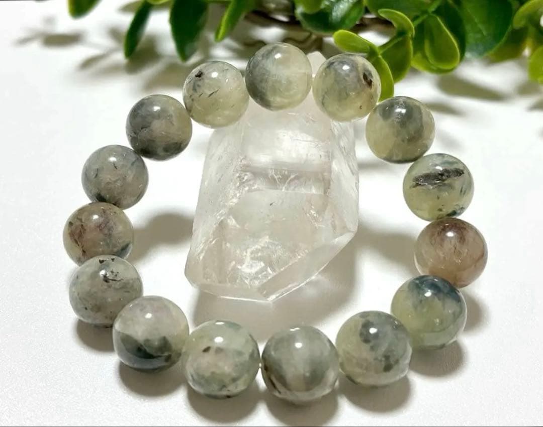 夢幻品質　地球創生の神秘と宇宙の輝きを宿す奇跡の鉱物　グランアースシードライト