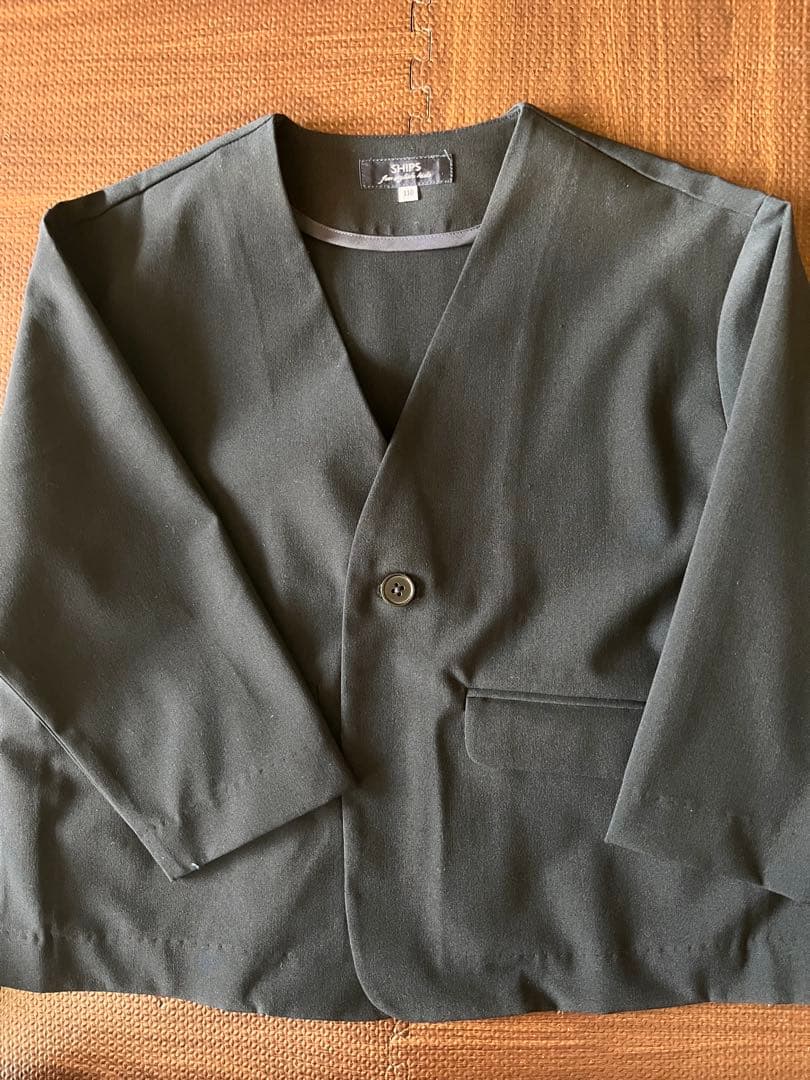 【送料込み】SHIPS KIDS（シップスキッズ）ノーカラースーツ3点セット