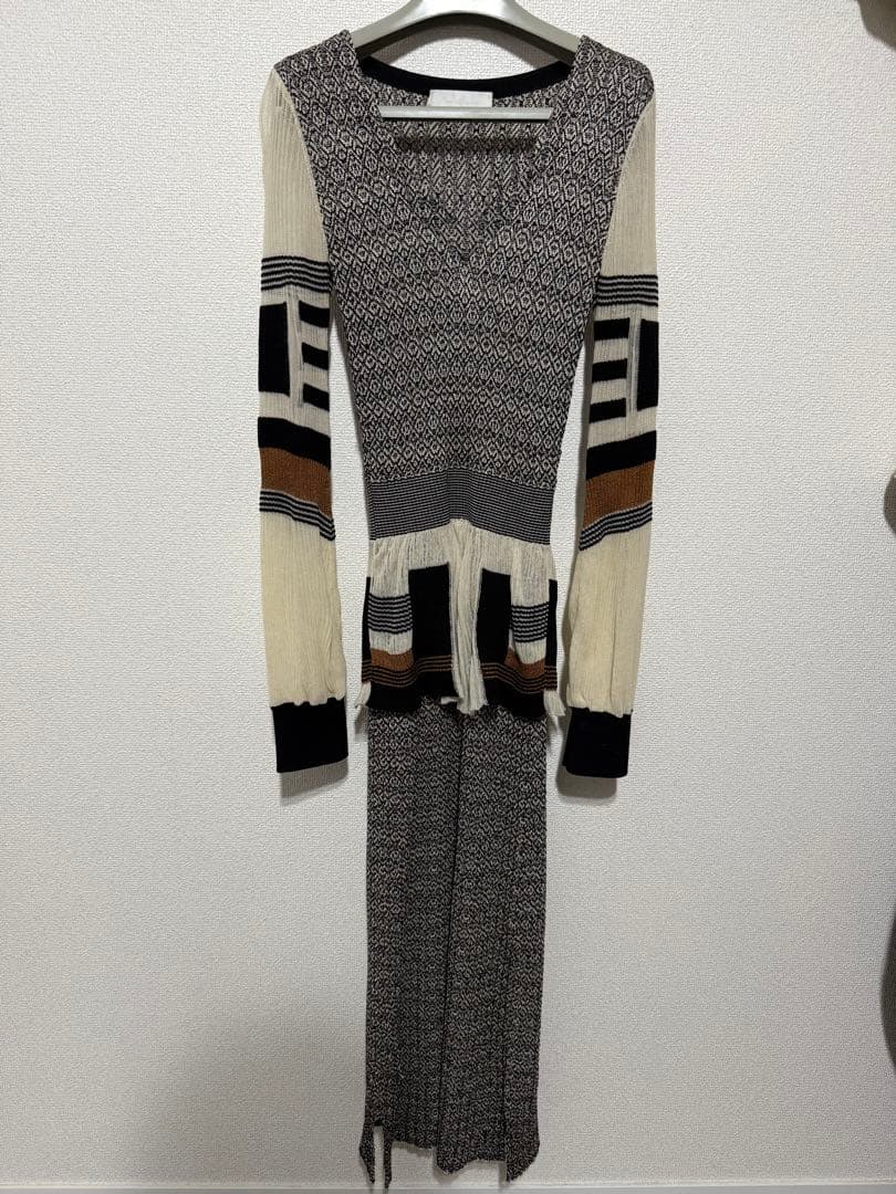 ゆ*ゆ様 マメクロゴウチMixed Knitted Fabric Peplum