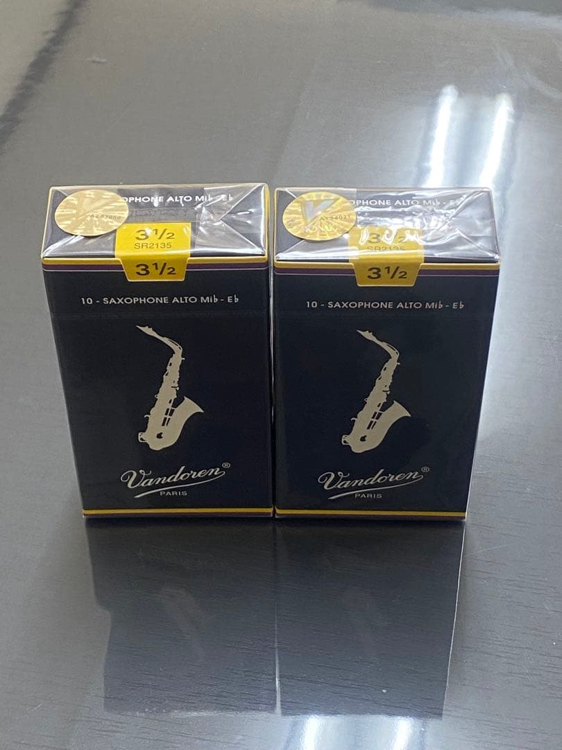 t*e様 アルトサックス用リード　バンドレン 青箱(トラディショナル) 3半 2