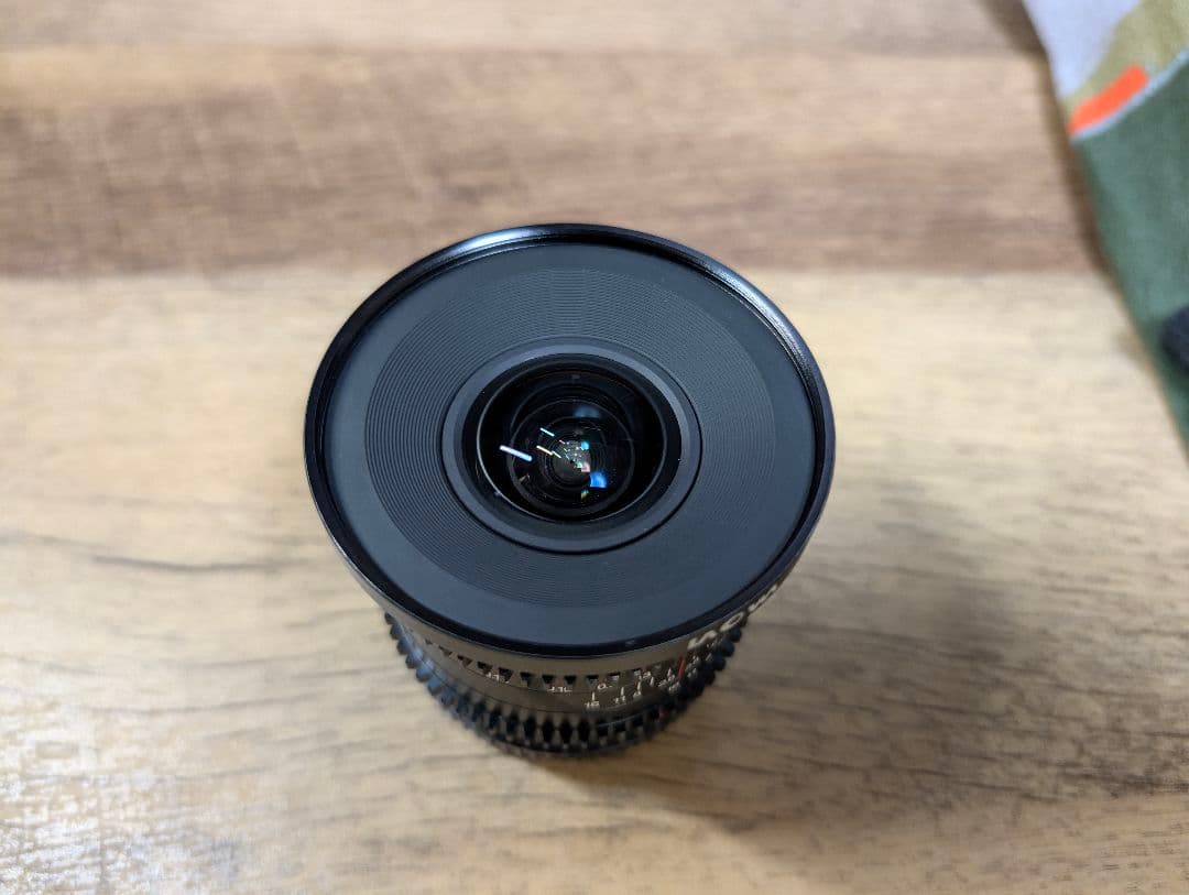 【値下げしました】Laowa 6mm T2.1 Zero-D MFT Cine