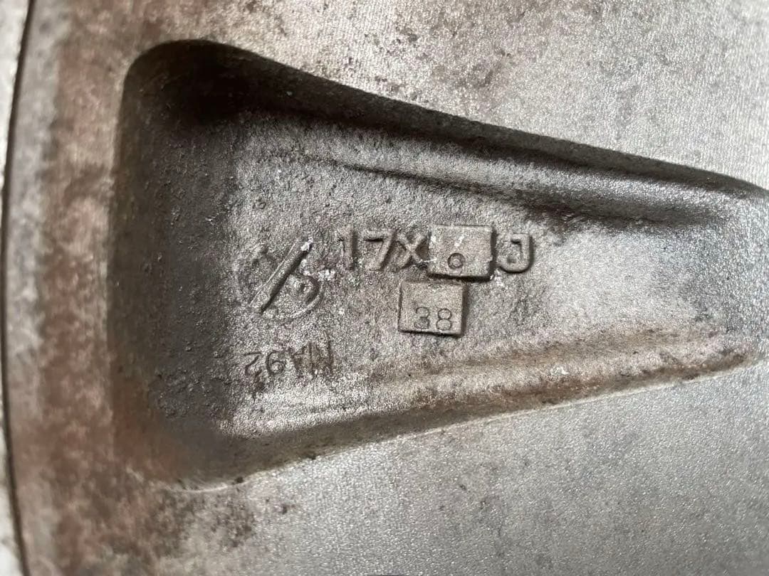 ( ◠‿◠ ) oni 17インチ 9j+38 114.3 4穴