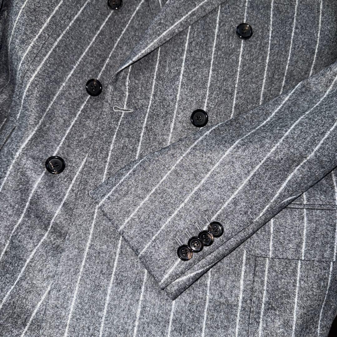 ストラスブルゴ新品未使用グレー ストライプ ダブルブレストスーツ52